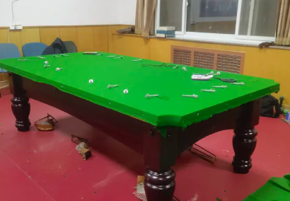 臺球桌移位安裝，調平，更換臺呢配件